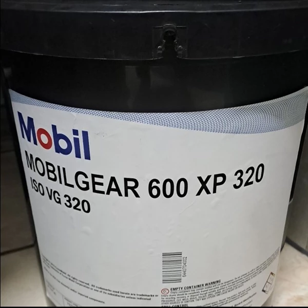 MOBILGEAR 600 XP 320 (OLI GARDAN)